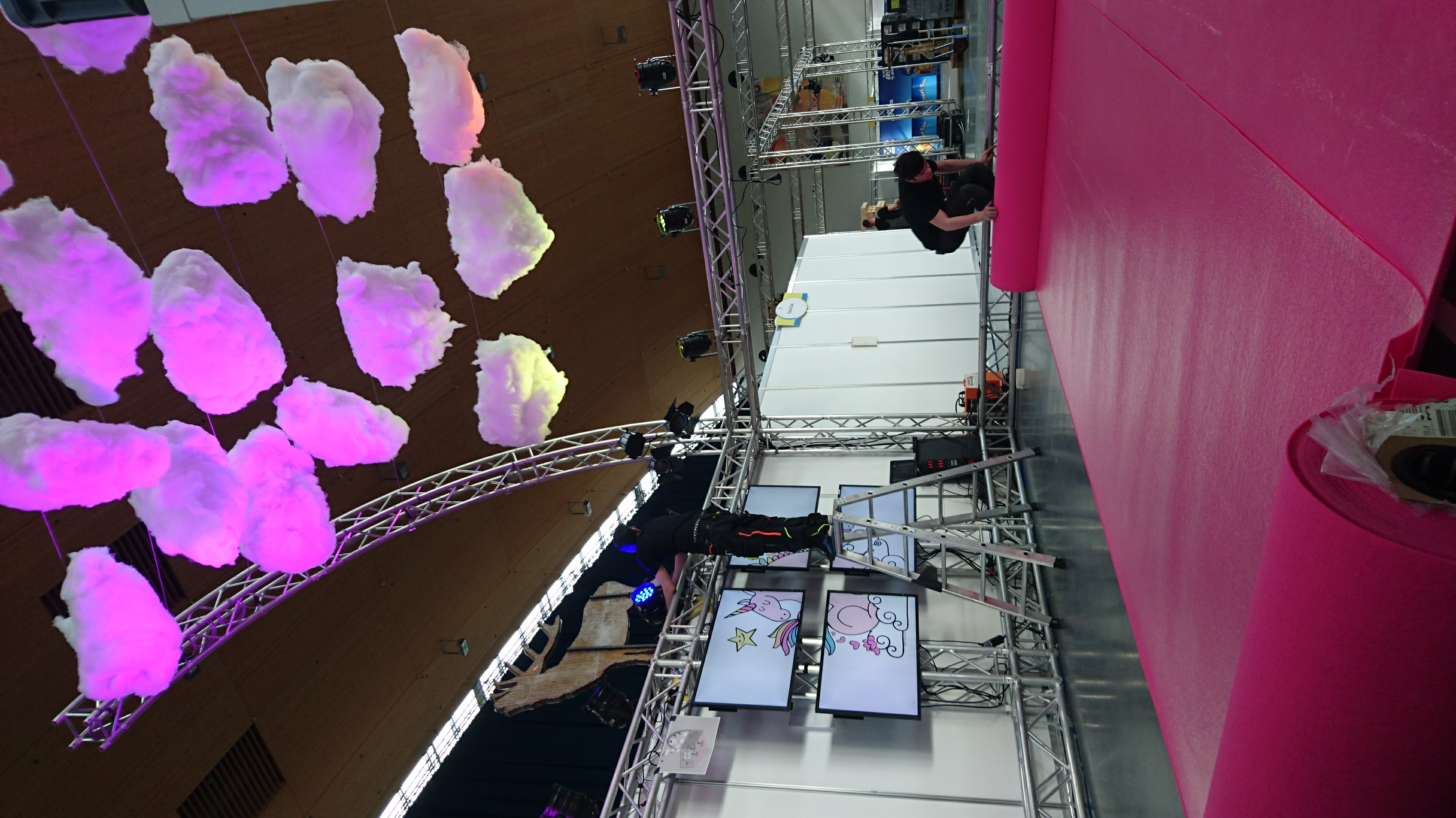 Einhorn-Messestand — Kreative Standdekoration