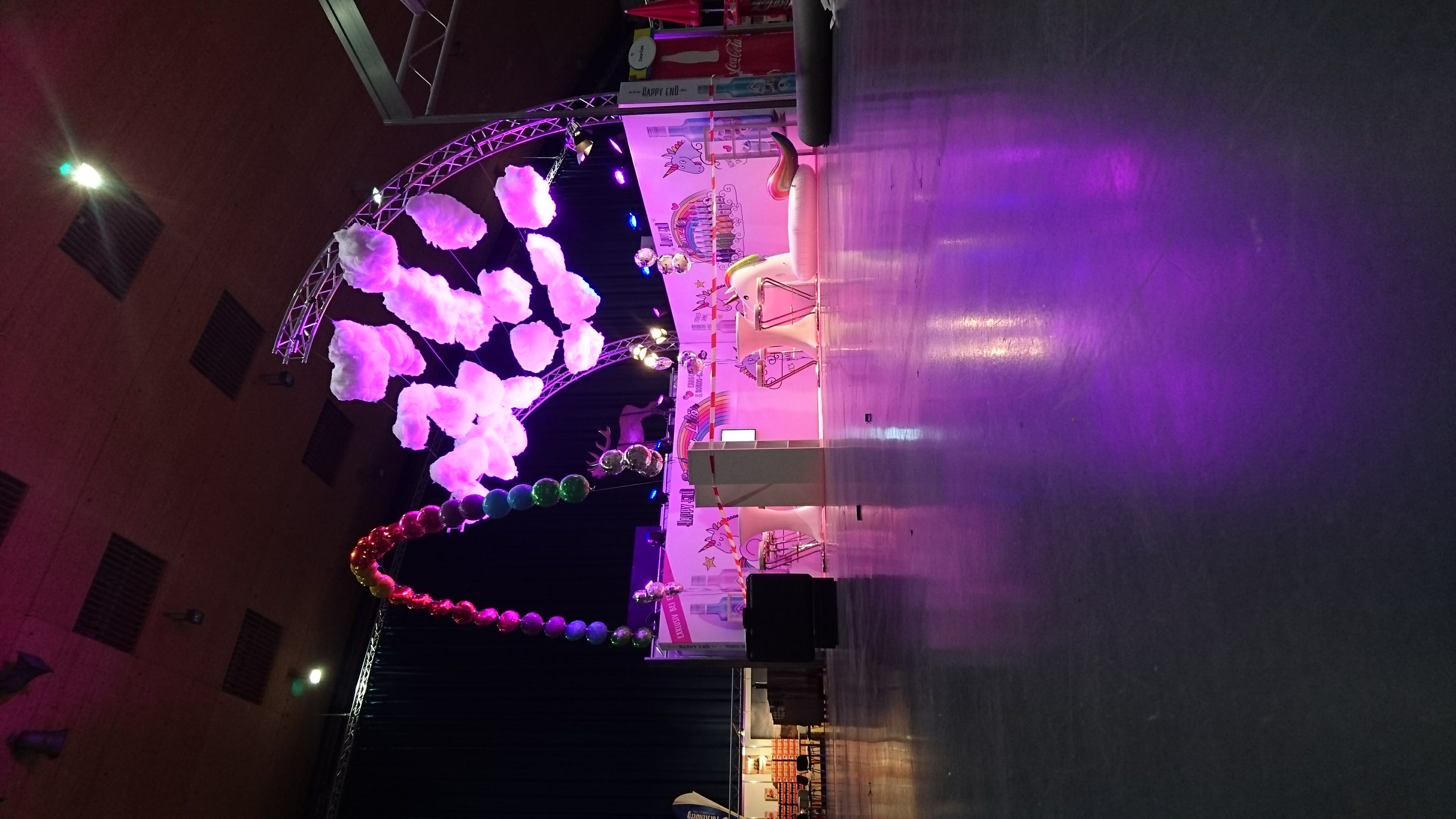 Einhorn-Messestand